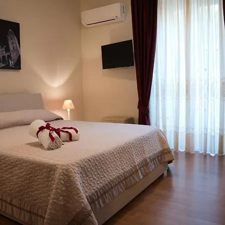 Il Delfino Holiday House Cefalu Exterior photo